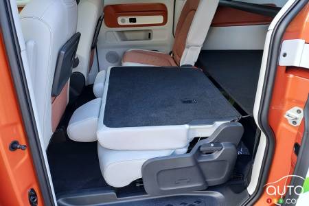 Volkswagen ID.Buzz, second-row seats